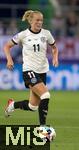 04.07.2025, UEFA Frauen-Europameisterschaft 2025 in der Schweiz. Spieltag 1, Vorrunde, Deutschland - Polen, im Kybunpark (St. Gallen, Schweiz). Lea Schller (Deutschland) am Ball 