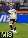 04.07.2025, UEFA Frauen-Europameisterschaft 2025 in der Schweiz. Spieltag 1, Vorrunde, Deutschland - Polen, im Kybunpark (St. Gallen, Schweiz). Janina Minge  (Deutschland) am Ball 