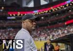 05.07.2025, FIFA Club World Cup 2025, Viertelfinale, Paris St. Germain - FC Bayern Mnchen, im Mercedes-Benz Stadium (Atlanta, GA),  Trainer Vincent Kompany (FC Bayern Mnchen) nachdenklich 