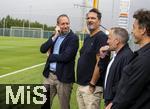 07.07.2025, Fussball 1. Bundesliga 2025/2026, Trainingsauftakt FC Augsburg, am Trainingsplatz an der WWK-Arena Augsburg, v.li: Geschftsfhrer Michael Strll (FC Augsburg), Prsident Markus Krapf (FC Augsburg), Manuel Baum (Direktor Entwicklung, FC Augsburg), Julian Baumgartlinger (Koordinator Lizenzbereich, FC Augsburg), 

 

