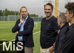 07.07.2025, Fussball 1. Bundesliga 2025/2026, Trainingsauftakt FC Augsburg, am Trainingsplatz an der WWK-Arena Augsburg, v.li: Geschftsfhrer Michael Strll (FC Augsburg), Prsident Markus Krapf (FC Augsburg), Manuel Baum (Direktor Entwicklung, FC Augsburg), Julian Baumgartlinger (Koordinator Lizenzbereich, FC Augsburg), 

 

