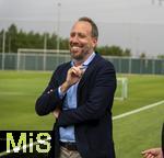 07.07.2025, Fussball 1. Bundesliga 2025/2026, Trainingsauftakt FC Augsburg, am Trainingsplatz an der WWK-Arena Augsburg, Geschftsfhrer Michael Strll (FC Augsburg), 

