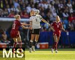 08.07.2025, UEFA Frauen-Europameisterschaft 2025 in der Schweiz. Spieltag 2, Vorrunde, Deutschland - Dnemark, im St-Jakob-Park Basel (Schweiz). v.li: Cornelia Kramer (Dnemark), Sarai Linder (Deutschland) 