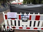 09.07.2025,  Bad Wrishofen im Unterallgu, In der Fugngerzone stehen groe Zufahrtshindernisse zur Terrorabwehr fr das Stadtfest das in der Fussgngerzone stattfindet.