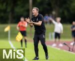 17.07.2025, Fussball 2. Bundesliga 2025/2026, Darmstadt 98 im Sommertrainingslager in Bad Wrishofen im Unterallgu, Testspiel: Darmstadt 98 - FC St.Gallen 1879, im Stadion Bad Wrishofen. Trainer Enrico Maaen (St. Gallen) in Aktion 