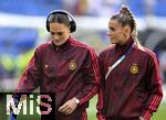 19.07.2025, UEFA Frauen-Europameisterschaft 2025 in der Schweiz. Viertelfinale, Frankreich - Deutschland, im St-Jakob-Park Basel (Schweiz). v.l. Giovanna Hoffmann (Deutschland) und Selina Cerci (Deutschland) 
