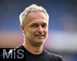 19.07.2025, UEFA Frauen-Europameisterschaft 2025 in der Schweiz. Viertelfinale, Frankreich - Deutschland, im St-Jakob-Park Basel (Schweiz). Trainer Christian Wck (Deutschland) 