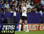 19.07.2025, UEFA Frauen-Europameisterschaft 2025 in der Schweiz. Viertelfinale, Frankreich - Deutschland, im St-Jakob-Park Basel (Schweiz). Kathrin Hendrich (Deutschland) regt sich ber ihre Rote Karte auf, 
