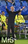 19.07.2025, UEFA Frauen-Europameisterschaft 2025 in der Schweiz. Viertelfinale, Frankreich - Deutschland, im St-Jakob-Park Basel (Schweiz). Trainer Christian Wck (Deutschland) feuert seine Spielerinnen an