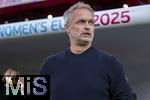 19.07.2025, UEFA Frauen-Europameisterschaft 2025 in der Schweiz. Viertelfinale, Frankreich - Deutschland, im St-Jakob-Park Basel (Schweiz). Trainer Christian Wck (Deutschland) 
