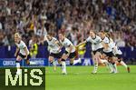 19.07.2025, UEFA Frauen-Europameisterschaft 2025 in der Schweiz. Viertelfinale, Frankreich - Deutschland, im St-Jakob-Park Basel (Schweiz). Frenetischer Jubel bei den deutschen Frauen nach dem siegreichen Elfmeterschieen. Linda Dallmann (Deutschland), Sara Dbritz (Deutschland), Giovanna Hoffmann (Deutschland), Sjoeke Nsken (Deutschland), Selina Cerci (Deutschland) 