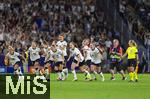19.07.2025, UEFA Frauen-Europameisterschaft 2025 in der Schweiz. Viertelfinale, Frankreich - Deutschland, im St-Jakob-Park Basel (Schweiz). Frenetischer Jubel bei den deutschen Frauen nach dem siegreichen Elfmeterschieen. Linda Dallmann (Deutschland), Sara Dbritz (Deutschland), Giovanna Hoffmann (Deutschland), Sjoeke Nsken (Deutschland), Selina Cerci (Deutschland), Rebecca Knaak (Deutschland) 