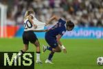 19.07.2025, UEFA Frauen-Europameisterschaft 2025 in der Schweiz. Viertelfinale, Frankreich - Deutschland, im St-Jakob-Park Basel (Schweiz). v.li: Elisa Sen (Deutschland)  gegen Selma Bacha (Frankreich) 