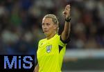 19.07.2025, UEFA Frauen-Europameisterschaft 2025 in der Schweiz. Viertelfinale, Frankreich - Deutschland, im St-Jakob-Park Basel (Schweiz). Schiedsrichterin Tess Olofsson (SWE)
