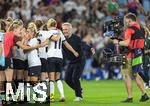 19.07.2025, UEFA Frauen-Europameisterschaft 2025 in der Schweiz. Viertelfinale, Frankreich - Deutschland, im St-Jakob-Park Basel (Schweiz). Jubel nach dem Sieg nach Elfmeterschiessen: Trainer Christian Wck (Deutschland),