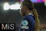 19.07.2025, UEFA Frauen-Europameisterschaft 2025 in der Schweiz. Viertelfinale, Frankreich - Deutschland, im St-Jakob-Park Basel (Schweiz). Grace Geyoro (Frankreich) hat Buttons auf dem Trikot: We Play Strong und UEFA Foundation for Children