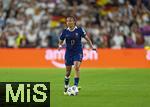 19.07.2025, UEFA Frauen-Europameisterschaft 2025 in der Schweiz. Viertelfinale, Frankreich - Deutschland, im St-Jakob-Park Basel (Schweiz). Selma Bacha (Frankreich) am Ball 