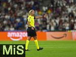 19.07.2025, UEFA Frauen-Europameisterschaft 2025 in der Schweiz. Viertelfinale, Frankreich - Deutschland, im St-Jakob-Park Basel (Schweiz). Schiedsrichterin Tess Olofsson (SWE)
