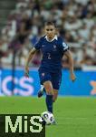 19.07.2025, UEFA Frauen-Europameisterschaft 2025 in der Schweiz. Viertelfinale, Frankreich - Deutschland, im St-Jakob-Park Basel (Schweiz). Maelle Lakrar (Frankreich) am Ball 