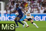 19.07.2025, UEFA Frauen-Europameisterschaft 2025 in der Schweiz. Viertelfinale, Frankreich - Deutschland, im St-Jakob-Park Basel (Schweiz). v.li: Kadidiatou Diani (Frankreich) gegen Franziska Kett (Deutschland) 