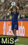 19.07.2025, UEFA Frauen-Europameisterschaft 2025 in der Schweiz. Viertelfinale, Frankreich - Deutschland, im St-Jakob-Park Basel (Schweiz). Selma Bacha (Frankreich) Einwurf 