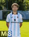 20.07.2025, Fussball 3. Liga 2025/2026, TSV 1860 Mnchen, Portrttermin 2025/2026, Mannschaftsfoto an der Grnwalderstrasse, Mnchen. Tim Danhof; TSV 1860 Mnchen

