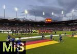 23.07.2025, UEFA Frauen-Europameisterschaft 2025 in der Schweiz. Halbfinale, Deutschland - Spanien, Im Stadion Letzigrund Zrich. Beide Mannschaften stehen in einer Reihe