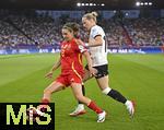 23.07.2025, UEFA Frauen-Europameisterschaft 2025 in der Schweiz. Halbfinale, Deutschland - Spanien, Im Stadion Letzigrund Zrich. v.l. Mariona Caldentey (Spanien) gegen Franziska Kett (Deutschland) 