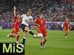 23.07.2025, UEFA Frauen-Europameisterschaft 2025 in der Schweiz. Halbfinale, Deutschland - Spanien, Im Stadion Letzigrund Zrich. v.l. Mara Mendez (Spanien) , Selina Cerci (Deutschland) und Patri Guijarro (Spanien)  