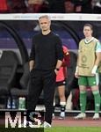 23.07.2025, UEFA Frauen-Europameisterschaft 2025 in der Schweiz. Halbfinale, Deutschland - Spanien, Im Stadion Letzigrund Zrich. Trainer Christian Wck (Deutschland) nachdenklich.
