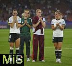 23.07.2025, UEFA Frauen-Europameisterschaft 2025 in der Schweiz. Halbfinale, Deutschland - Spanien, Im Stadion Letzigrund Zrich. Klara Bhl (Deutschland)  x, Sjoeke Nsken (Deutschland) und Selina Cerci (Deutschland) sind traurig.