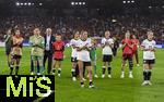 23.07.2025, UEFA Frauen-Europameisterschaft 2025 in der Schweiz. Halbfinale, Deutschland - Spanien, Im Stadion Letzigrund Zrich. Enttusche deutsche Spielerinnen nach der 0:1 Niederlage im Halbfinale, Cora Zicai (Deutschland), Torhterin Ena Mahmutovic (Deutschland), Carlotta Wamser (Deutschland), Lea Schller (Deutschland), Giulia Gwinn (Deutschland), Franziska Kett (Deutschland).