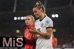 23.07.2025, UEFA Frauen-Europameisterschaft 2025 in der Schweiz. Halbfinale, Deutschland - Spanien, Im Stadion Letzigrund Zrich. Enttusche deutsche Spielerinnen nach der 0:1 Niederlage im Halbfinale, Selina Cerci (Deutschland) weinend bei den Fans 