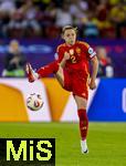 23.07.2025, UEFA Frauen-Europameisterschaft 2025 in der Schweiz. Halbfinale, Deutschland - Spanien, Im Stadion Letzigrund Zrich. Ona Batlle (Spanien) am Ball 