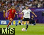23.07.2025, UEFA Frauen-Europameisterschaft 2025 in der Schweiz. Halbfinale, Deutschland - Spanien, Im Stadion Letzigrund Zrich. v.li: Patri Guijarro (Spanien) gegen Giovanna Hoffmann (Deutschland) 