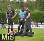 25.07.2025, Fussball 1. Bundesliga 2025/2026,  Testspiel Rot-Weiss Essen - FC Augsburg, im Donaustadion Dillingen, Schwaben.  Nicolai Schulte-Kellinghaus (Essen) schwer verletzt nach Zweikampf am Boden.

 

