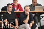25.07.2025, Fussball 1. Bundesliga 2025/2026,  Testspiel Rot-Weiss Essen - FC Augsburg, im Donaustadion Dillingen, Schwaben.  re: Sportdirektor Benni Weber (FC Augsburg) auf der Tribne als Zuschauer 

