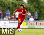 25.07.2025, Fussball 1. Bundesliga 2025/2026,  Testspiel Rot-Weiss Essen - FC Augsburg, im Donaustadion Dillingen, Schwaben. Han-Noah Massengo (FC Augsburg) am Ball 