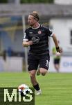25.07.2025, Fussball 1. Bundesliga 2025/2026,  Testspiel Rot-Weiss Essen - FC Augsburg, im Donaustadion Dillingen, Schwaben. Dominik Martinovic (Essen) am Ball 
 

