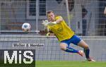 25.07.2025, Fussball 1. Bundesliga 2025/2026,  Testspiel Rot-Weiss Essen - FC Augsburg, im Donaustadion Dillingen, Schwaben.  Torwart Jakob-Karl Golz (Essen).  
 

