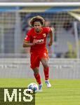 25.07.2025, Fussball 1. Bundesliga 2025/2026,  Testspiel Rot-Weiss Essen - FC Augsburg, im Donaustadion Dillingen, Schwaben. Han-Noah Massengo (FC Augsburg) am Ball 

