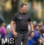 25.07.2025, Fussball 1. Bundesliga 2025/2026,  Testspiel Rot-Weiss Essen - FC Augsburg, im Donaustadion Dillingen, Schwaben. Trainer Uwe Koschinat (Essen).

