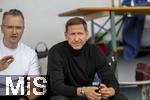 25.07.2025, Fussball 1. Bundesliga 2025/2026,  Testspiel Rot-Weiss Essen - FC Augsburg, im Donaustadion Dillingen, Schwaben. Geschftsfhrer Marc-Nicolai Pfeifer (re, Essen).

