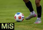 25.07.2025, Fussball 1. Bundesliga 2025/2026,  Testspiel Rot-Weiss Essen - FC Augsburg, im Donaustadion Dillingen, Schwaben. Spieler am Ball 

