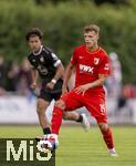 25.07.2025, Fussball 1. Bundesliga 2025/2026,  Testspiel Rot-Weiss Essen - FC Augsburg, im Donaustadion Dillingen, Schwaben. Robin Fellhauer (Augsburg) am Ball 

