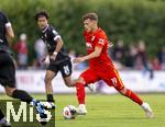 25.07.2025, Fussball 1. Bundesliga 2025/2026,  Testspiel Rot-Weiss Essen - FC Augsburg, im Donaustadion Dillingen, Schwaben. Robin Fellhauer (Augsburg) am Ball 

