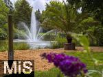28.07.2025, Kurpark in Bad Wrishofen (Unterallgu),  Der Brunnen im Jakobsweiher ist neuerdings wieder in Betrieb, nach einer langen Pause. 