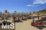 23.07.2025,  Beliebtes Reiseziel der Deutschen, Mallorca. Hier Cala Ratjada am Strand Son Moll.