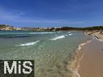 23.07.2025,  Beliebtes Reiseziel der Deutschen, Mallorca. Hier Cala Ratjada am weitlufigen Natur-Strand Cala Agulla.  