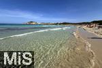 23.07.2025,  Beliebtes Reiseziel der Deutschen, Mallorca. Hier Cala Ratjada am weitlufigen Natur-Strand Cala Agulla.  
